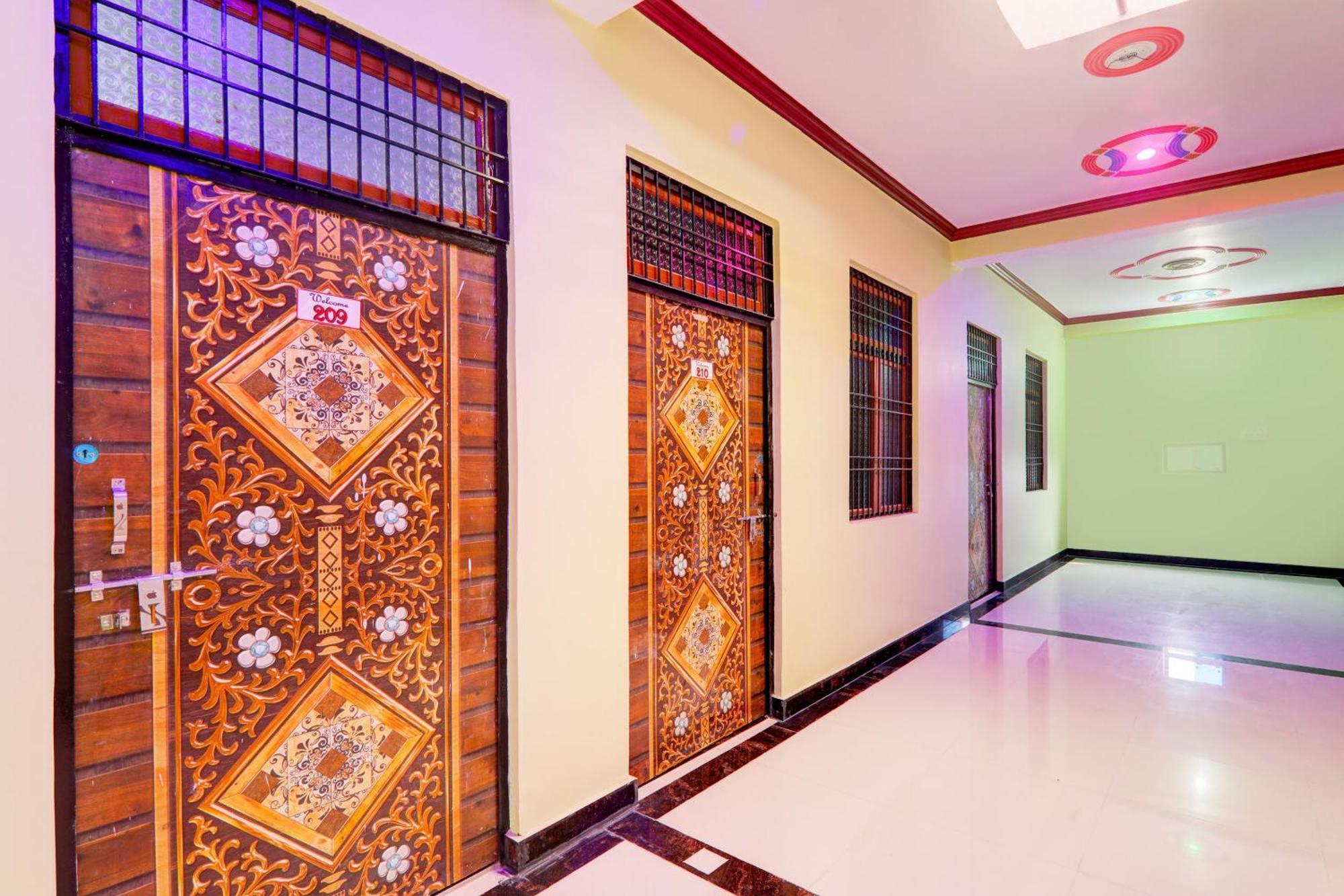 Hotel O Mandakini Galaxy Hotel 坎普尔 外观 照片